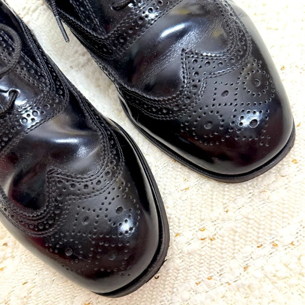 Florsheim Black Lexington Wingtip Oxfords 8.5 Wide Men’s dress shoes